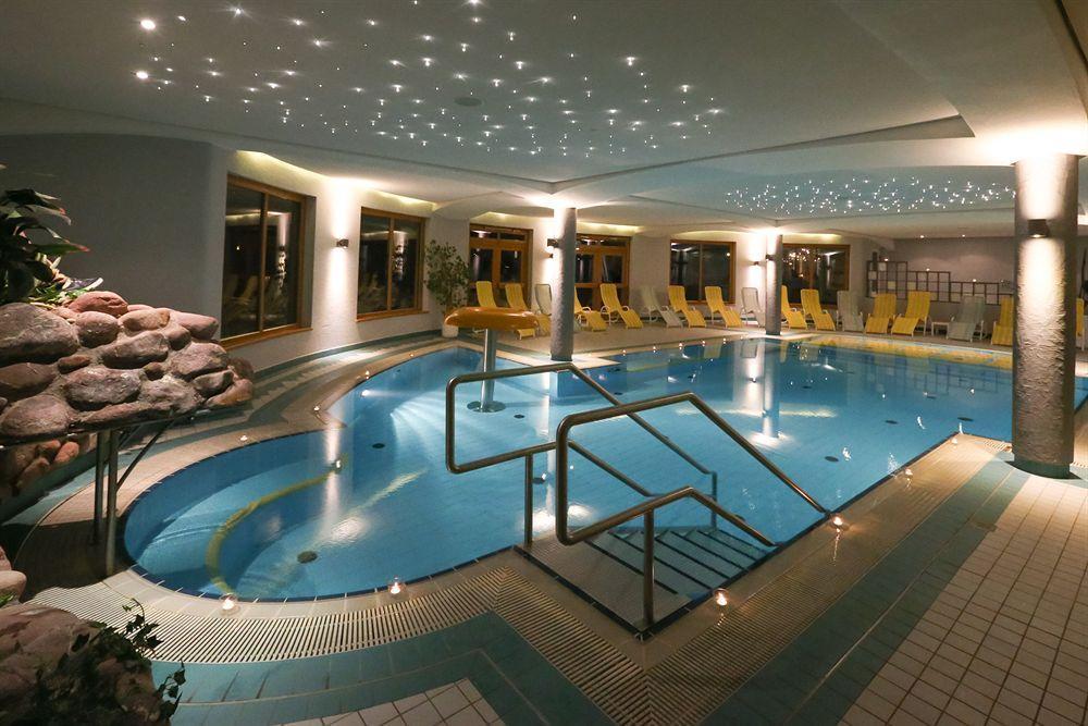 Family & Sporthotel Kaerntnerhof Bad Kleinkirchheim Exteriér fotografie