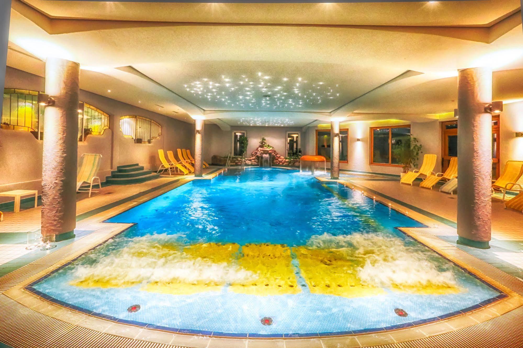 Family & Sporthotel Kaerntnerhof Bad Kleinkirchheim Exteriér fotografie