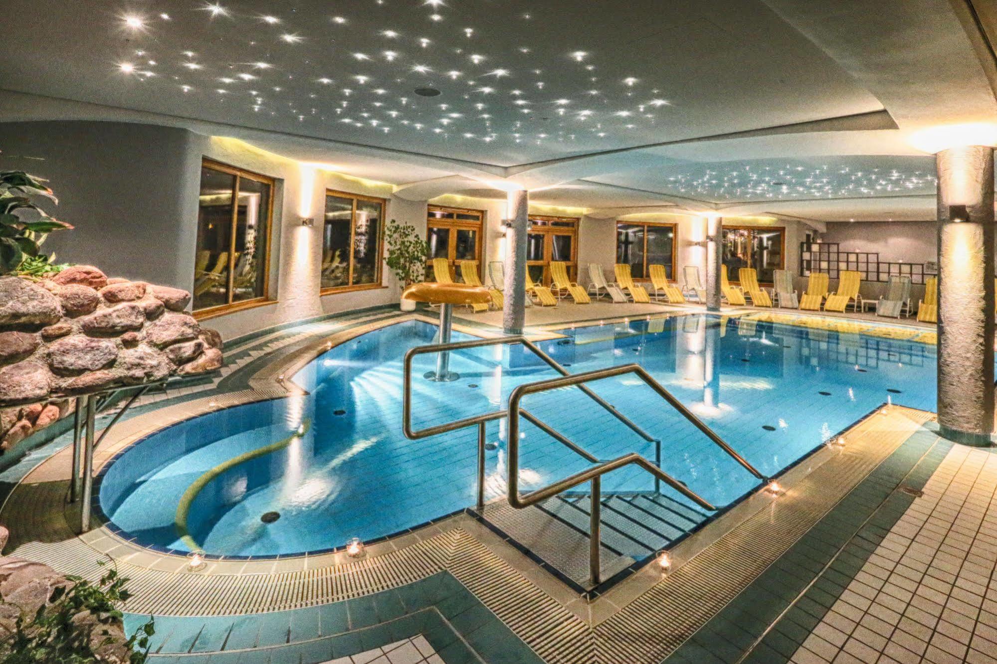Family & Sporthotel Kaerntnerhof Bad Kleinkirchheim Exteriér fotografie